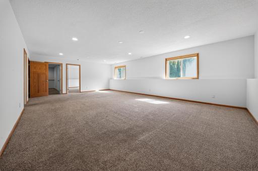 1088 161st Lane NW, Andover, MN 55304