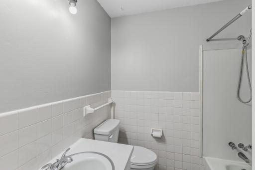 10250 Boundary Creek Terrace, Maple Grove, MN 55369