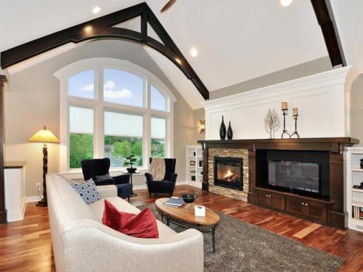 PHOTOS/VIRTUAL TOURS SHOWN ARE OF A PREVIOUS MODEL HOME AND MAY DEPICT OPTIONAL FEATURES, AND FINISHES NOT INCLUDED IN THE BASE PRICE.