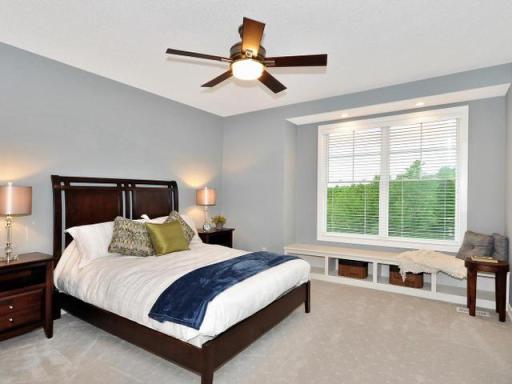PHOTOS/VIRTUAL TOURS SHOWN ARE OF A PREVIOUS MODEL HOME AND MAY DEPICT OPTIONAL FEATURES, AND FINISHES NOT INCLUDED IN THE BASE PRICE.