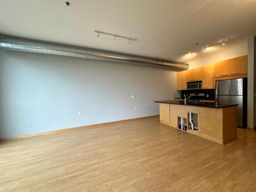 1211 Lagoon Avenue, 405, Minneapolis, MN 55408