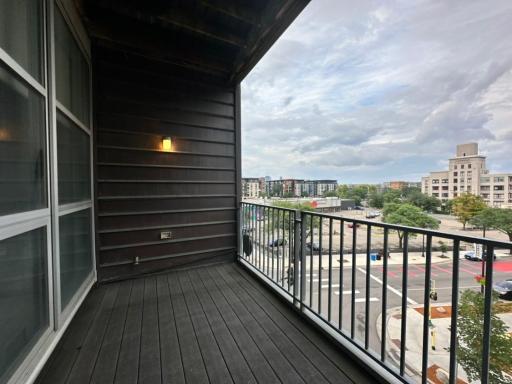 1211 Lagoon Avenue, 405, Minneapolis, MN 55408