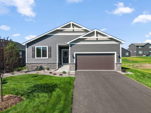 2110 Ridgepointe Drive, Hastings, MN 55033
