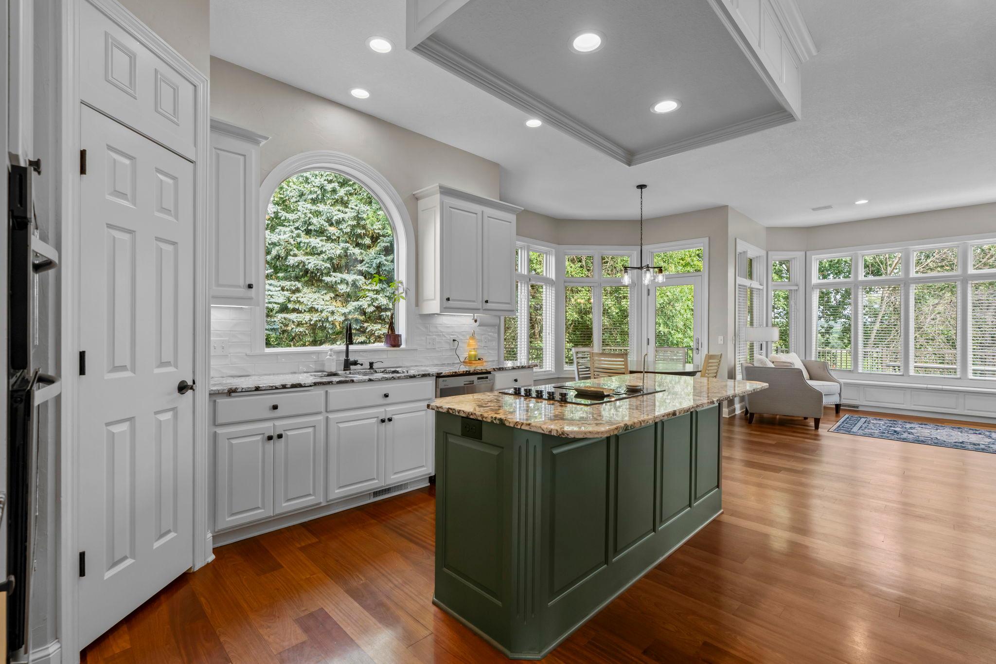 Large kitchen with ample counterspace