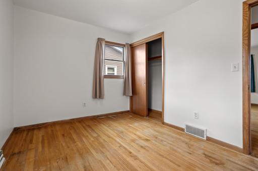 1805 17th Street S, Fargo, ND 58103