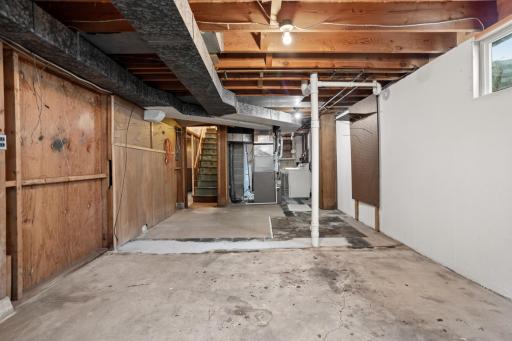 1805 17th Street S, Fargo, ND 58103