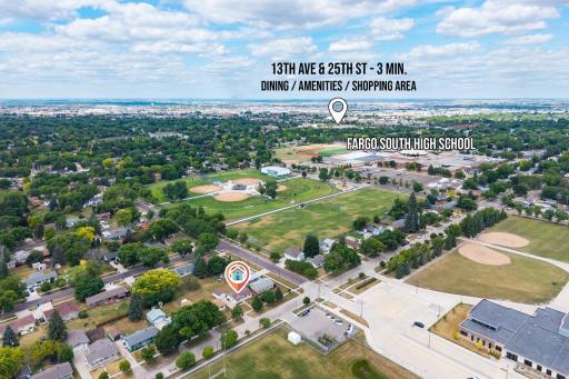 1805 17th Street S, Fargo, ND 58103