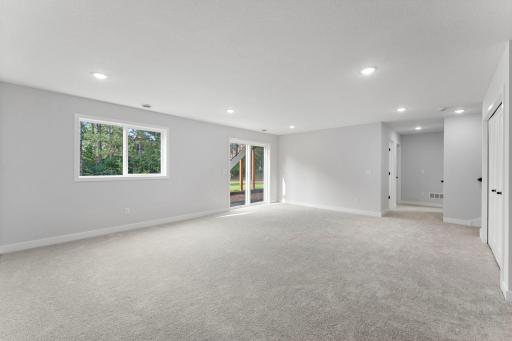 1250 Trail Way, New Richmond, WI 54017