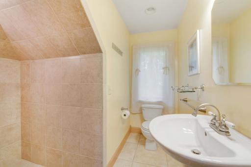 Bath in upper suite