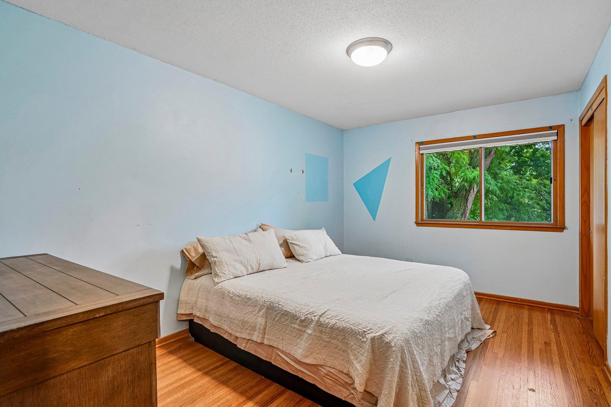 22-web-or-mls-Saint Croix Cir-S0108-022.jpg