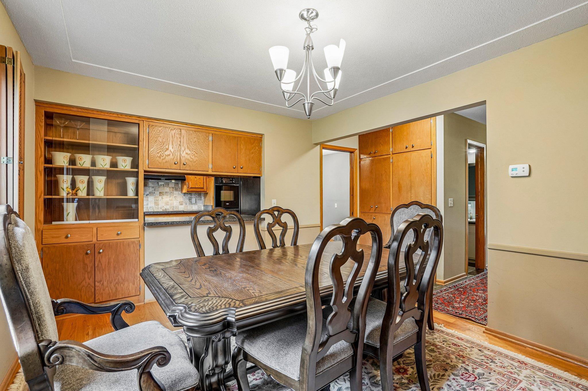 18-web-or-mls-Saint Croix Cir-S0108-018.jpg