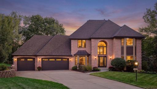 Photo for 685 Valley View Court, Shoreview, MN 55126 - listing #7120066 685 Valley View Court, Shoreview, MN 55126