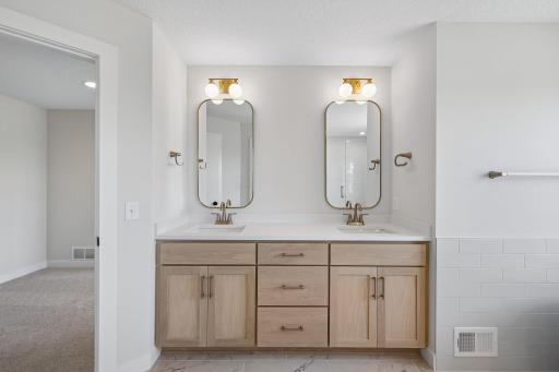 18300 104th Avenue N, Maple Grove, MN 55311