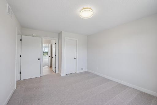 18300 104th Avenue N, Maple Grove, MN 55311