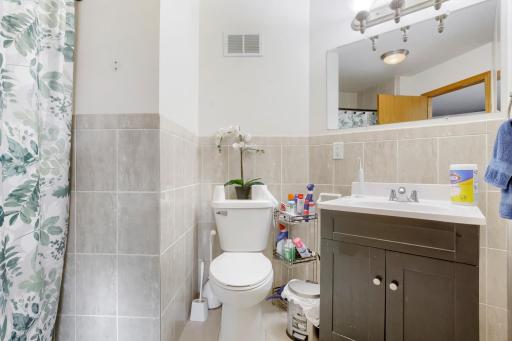 10837 Mississippi Dr N - Print Quality - 029 - 24 Bathroom.jpg