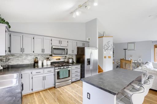 10837 Mississippi Dr N - Print Quality - 014 - 09 Kitchen.jpg
