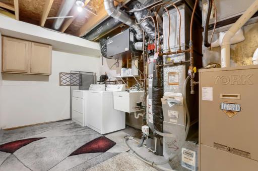 10837 Mississippi Dr N - Print Quality - 030 - 25 Laundry Room.jpg