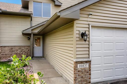 10837 Mississippi Dr N - Print Quality - 005 - 03 Exterior Front.jpg