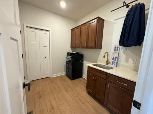 Photo of previously built model, finishes and options will vary.