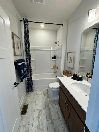 Photo of previously built model, finishes and options will vary.