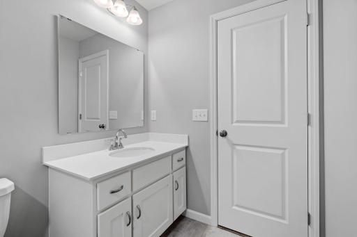 MODEL PHOTOS. PHOTOS OF PREVIOUSLY FINISHED HOME.
