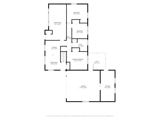 Main Floor_334_oak_street_winona_with_dim.jpg