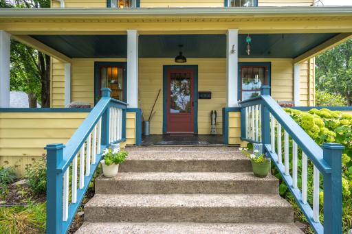 235 W 3rd Street, New Richmond, WI 54017