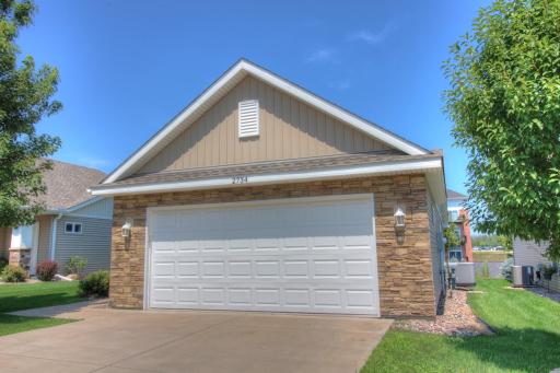 2734 Ridgeview Drive, Red Wing, MN 55066
