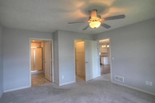 2734 Ridgeview Drive, Red Wing, MN 55066
