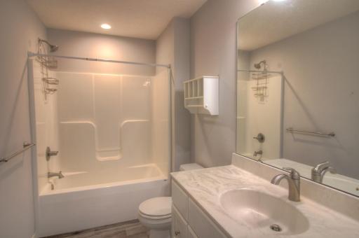 2734 Ridgeview Drive, Red Wing, MN 55066