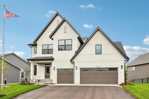 Our newest Robert Thomas Homes model in beautiful Riverwalk, Dayton: Briarwood with Sport Court is our newest Fall Parade of Homes Model, available for sale! Make this your new home this Fall!
