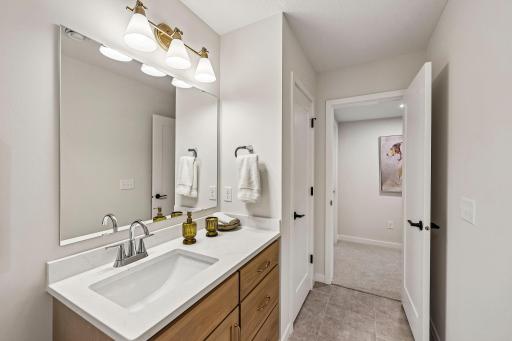 RW03004001 - Briarwood C - 14713 Kingsview Lane N 34.jpg