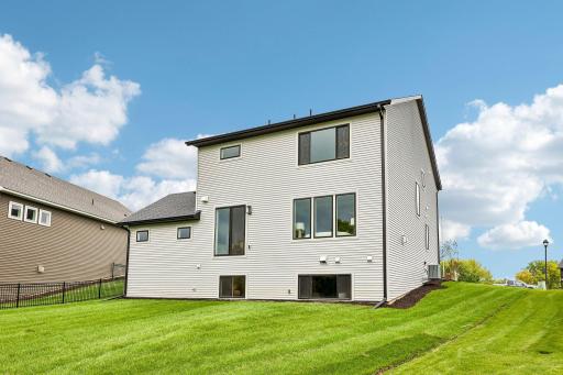 RW03004001 - Briarwood C - 14713 Kingsview Lane N 53.jpg