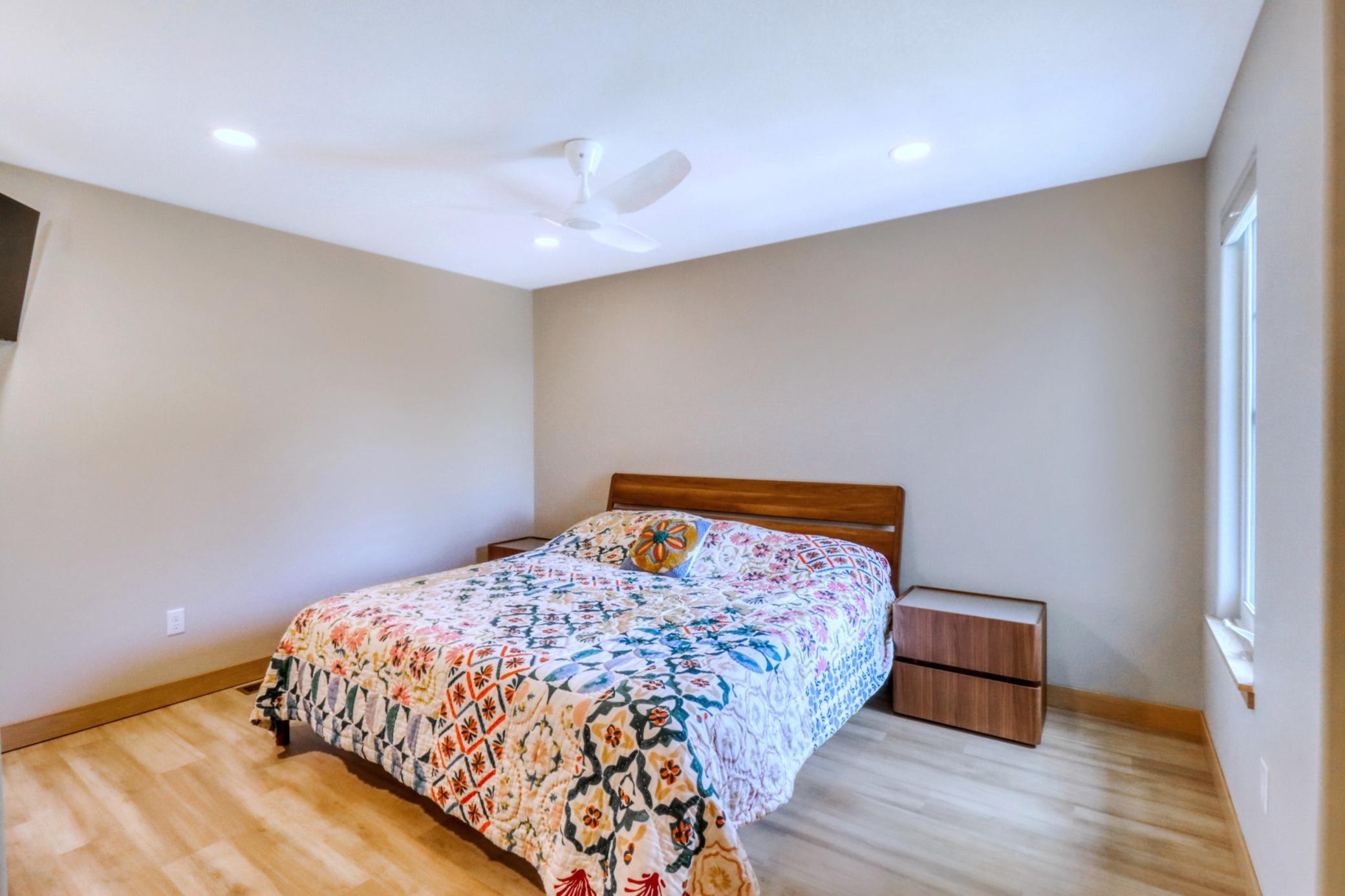 Bedroom 2 1_1.jpg