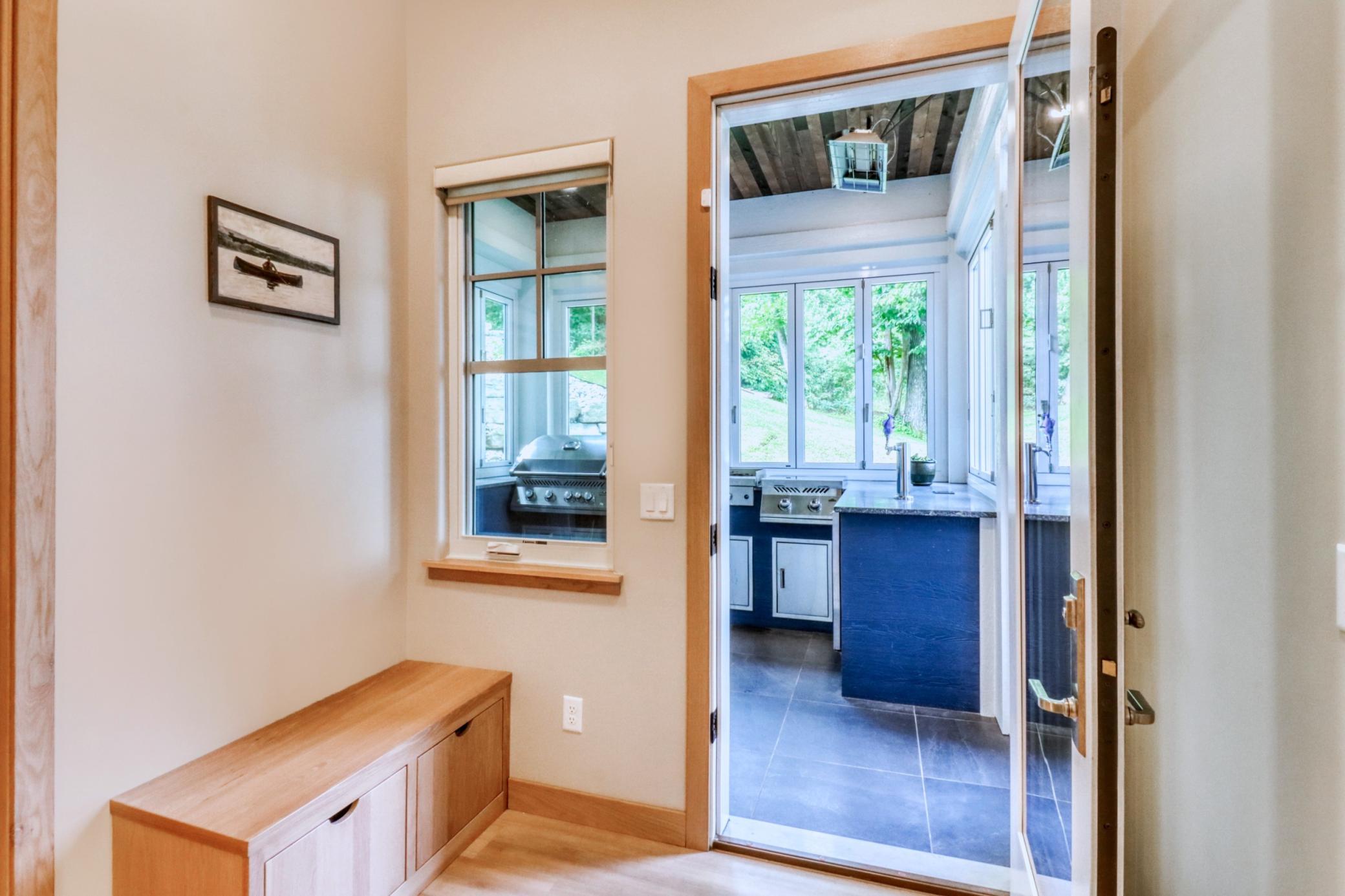 Mudroom1_1.jpg