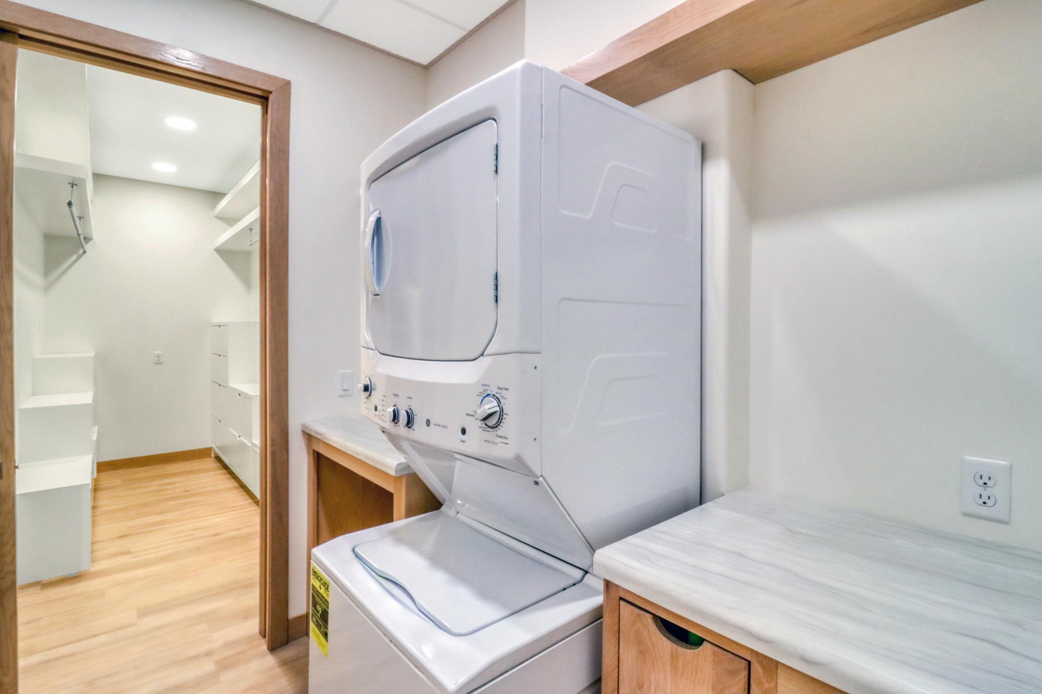 Primary Closet_Laundry1_1.jpg