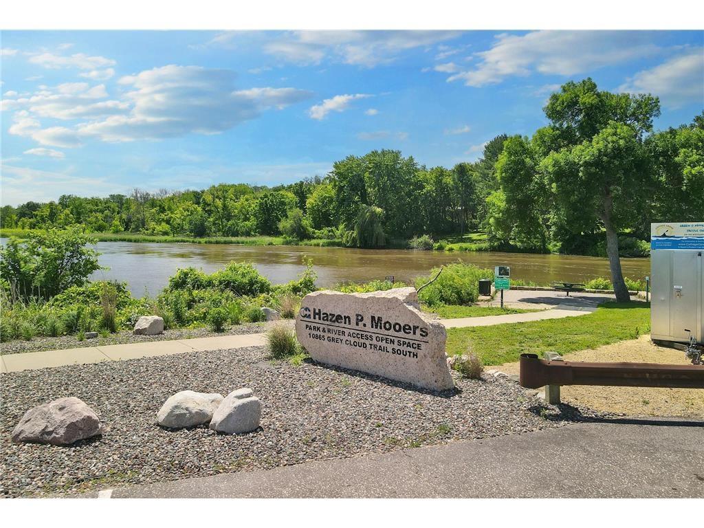 Mooers Park is a small riverside park on Grey Cloud Island, located just a couple minutes from the neighborhood! The park is popular for fishing, birdwatching, and a great launch spot for kayaks and canoes. You can even rent kayaks here!