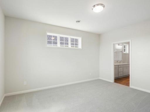 10639 Mississippi Dunes Trail S, Cottage Grove, MN 55016