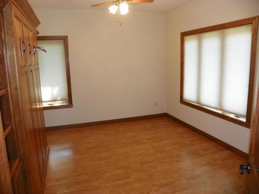 471 Coleman Ave E 041.JPG
