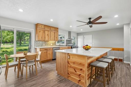 15204 Lead Street, Burnsville, MN 55306