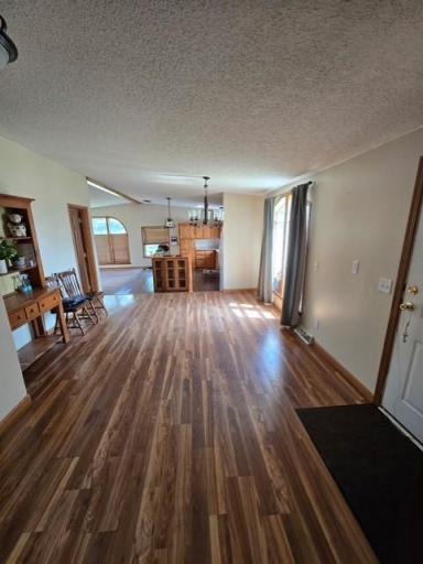 Living Room 4.jpg