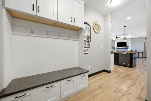 916 Sunset Drive, Mapleton, ND 58059