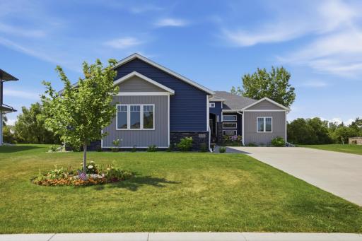 916 Sunset Drive, Mapleton, ND 58059