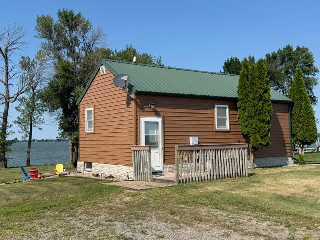 road view of cabin.JPG