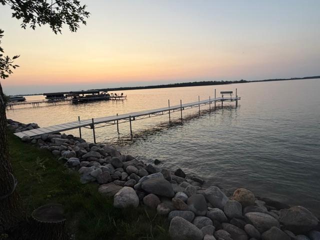 lake view to west.JPG