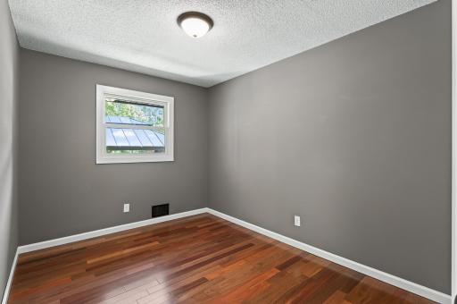 2051 Deerwood Lane NE, East Bethel, MN 55092