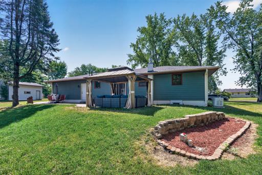 Roof less than 2 years old home features whole house generator