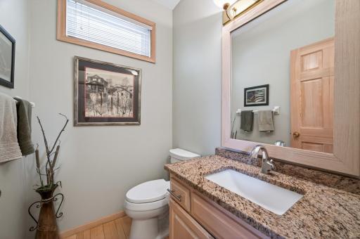 16215 37th Avenue N, Minneapolis, MN 55446