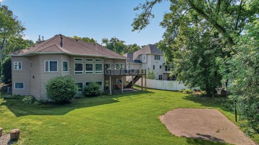 16215 37th Avenue N, Minneapolis, MN 55446