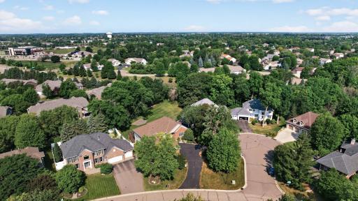 16215 37th Avenue N, Minneapolis, MN 55446
